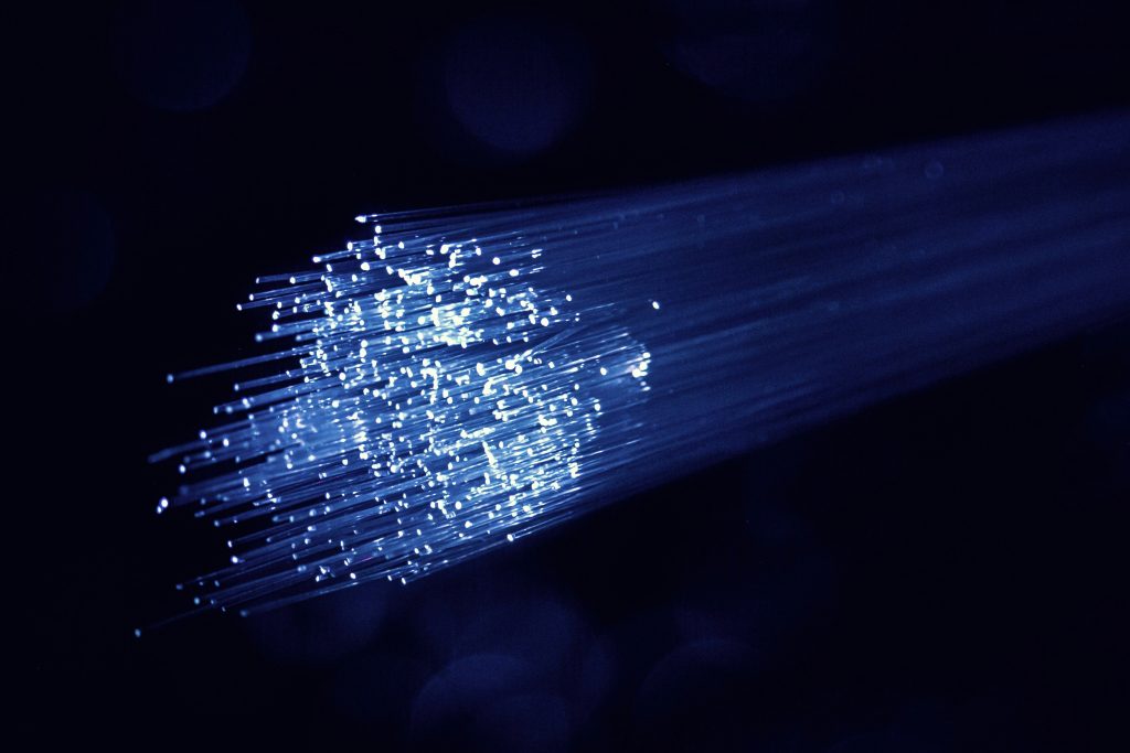 Light at the of bare fibre cable